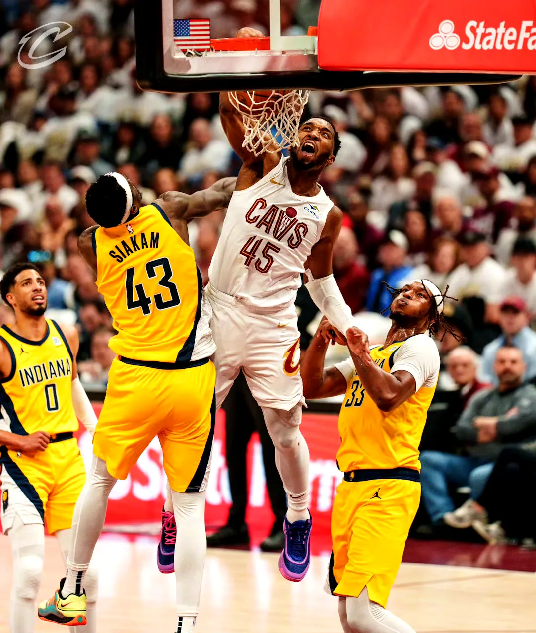 马刺力克雷霆,萨姆·米切尔三分雨点燃全场 马刺力克雷霆,萨姆·米切尔三分雨点燃全场