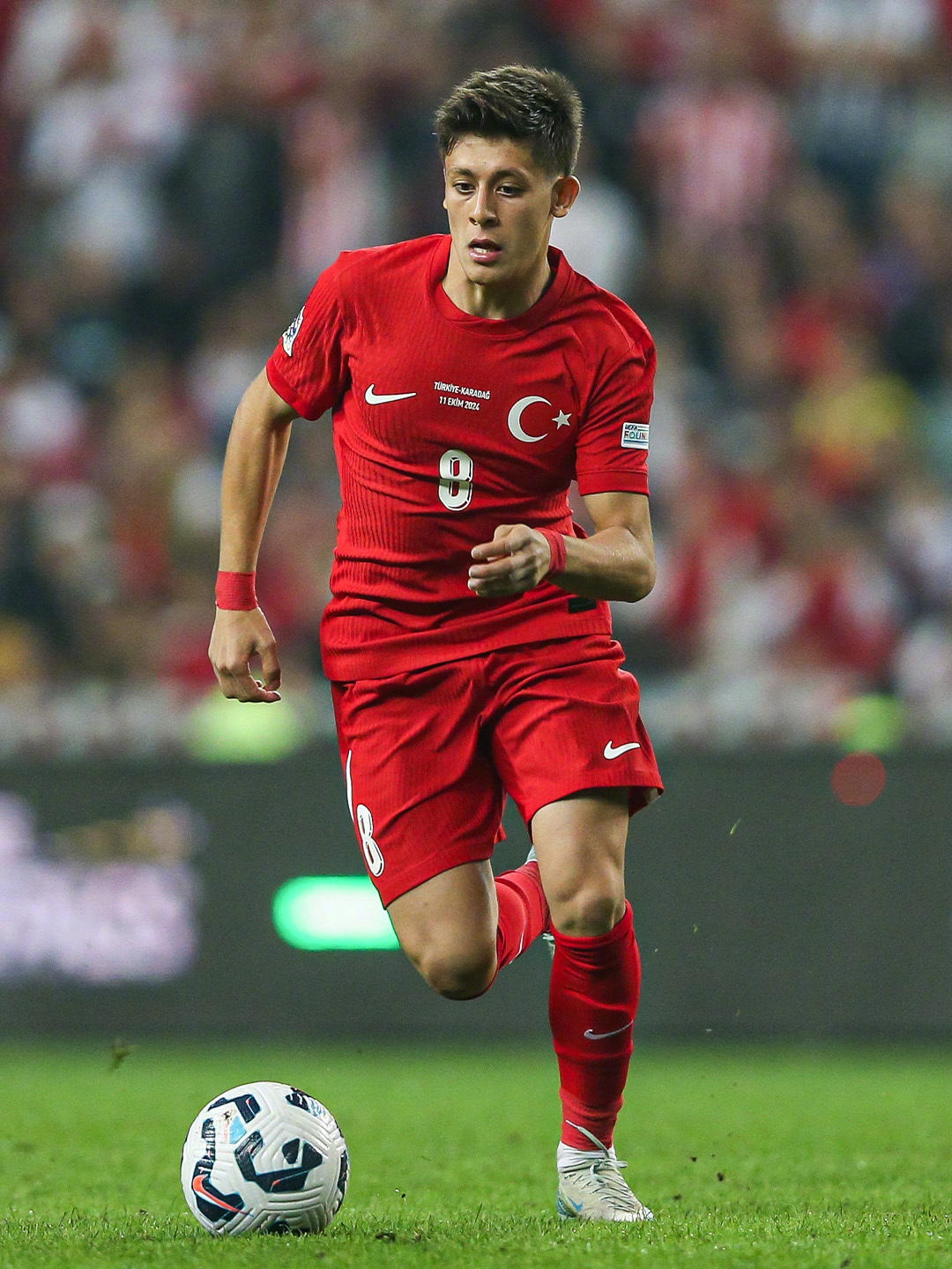 阿森纳逆转波兰，卡塞米罗完成帽子戏法的简单介绍