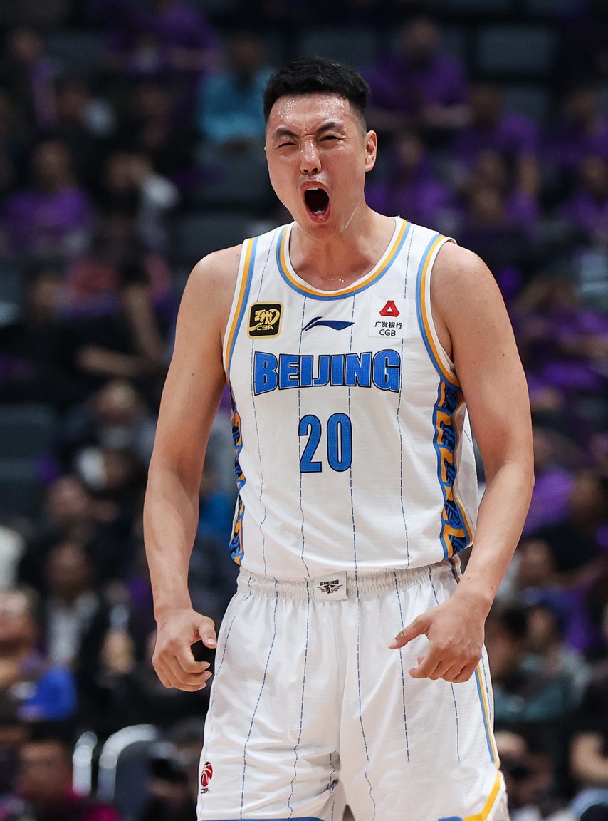 米兰体育-包含独行侠客场逆转猛龙，取得两连胜状态正佳的词条