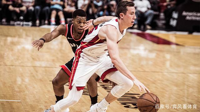 关于关键一战:球员们成为团队中不可或缺的一环!的信息 关于关键一战:球员们成为团队中不可或缺的一环!的信息